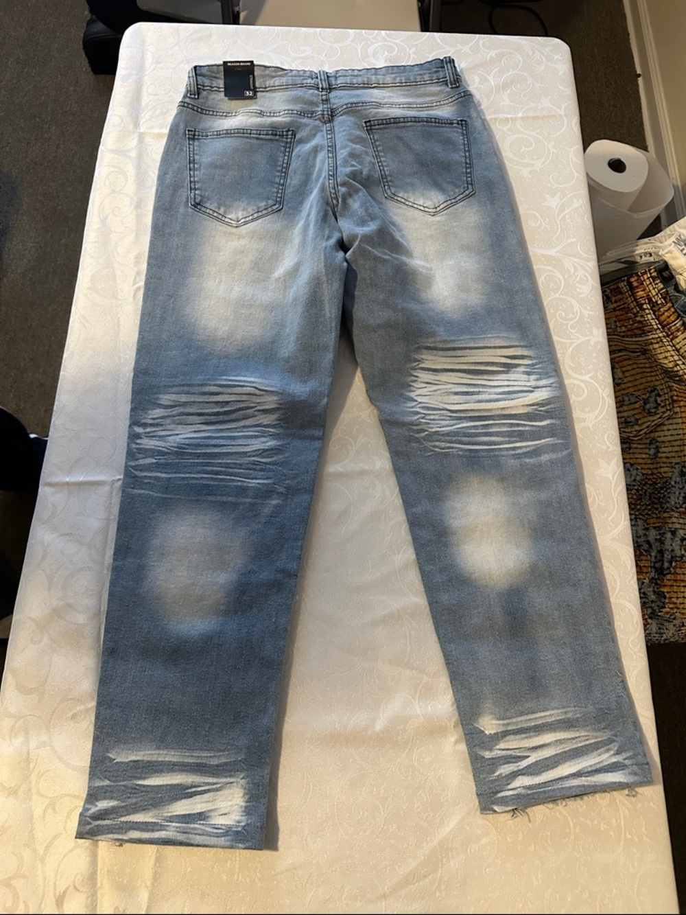 Light Wash Distressed Ripped Jeans - Picture 2 of 2